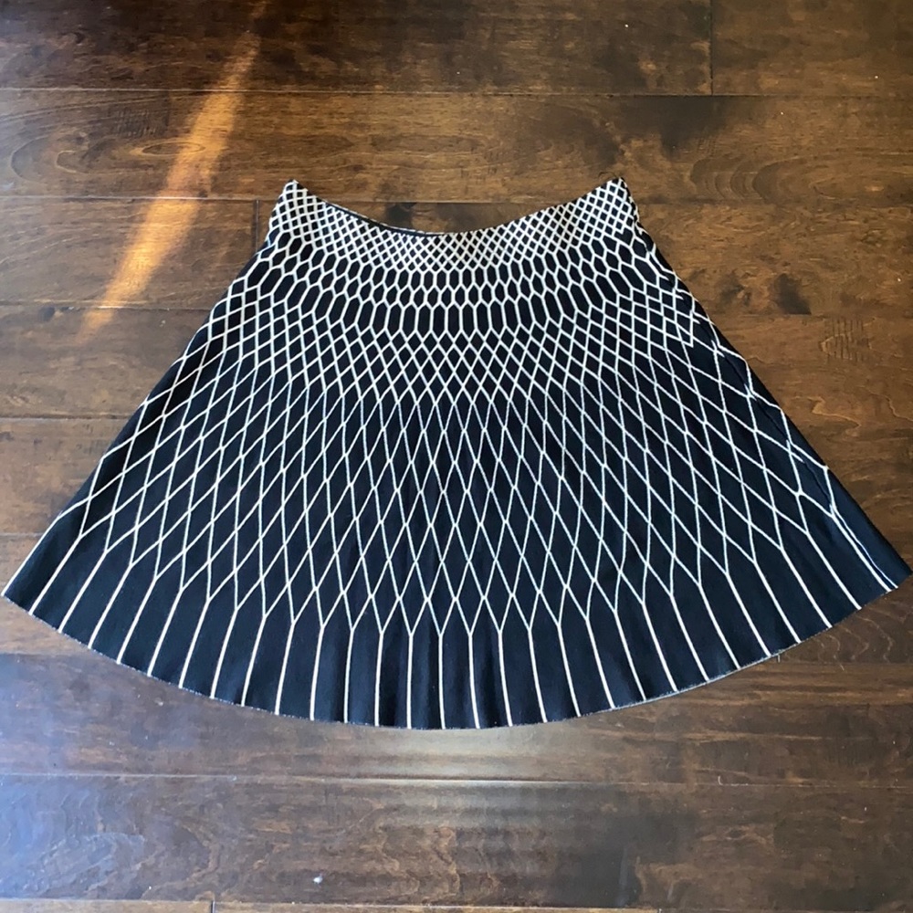 Black patterned knitted swing skirt - elastic waist band large